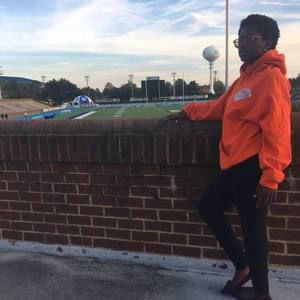 Meet your Posher, Jamia